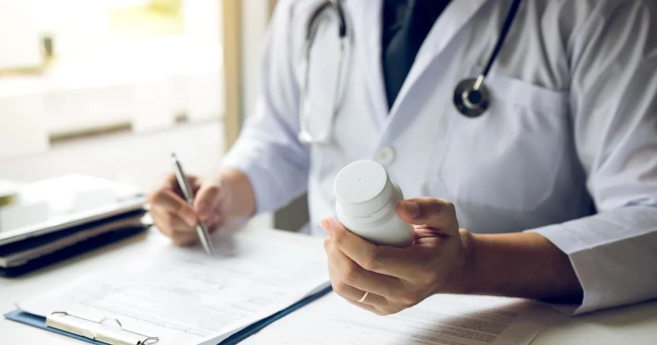 Kiedy leki na koronawirus będą dostępne? Oto najnowsze informacje