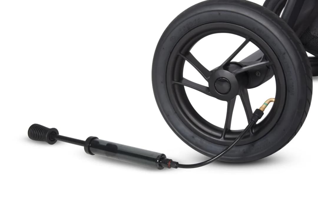 Jakie ciśnienie w oponach wózka inwalidzkiego dla bezpieczeństwa?